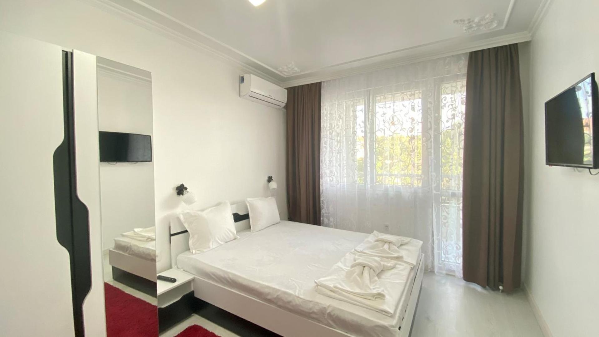 Bratanov Edelweiess Apartment Nesebar Exterior photo